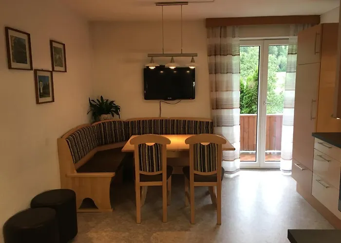 بيت ضيافة Appartments Stefania