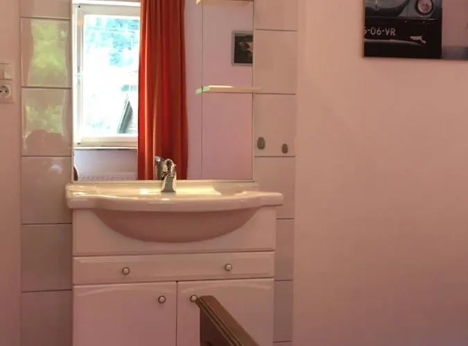 بيت ضيافة Appartments Stefania Tösenssteinach