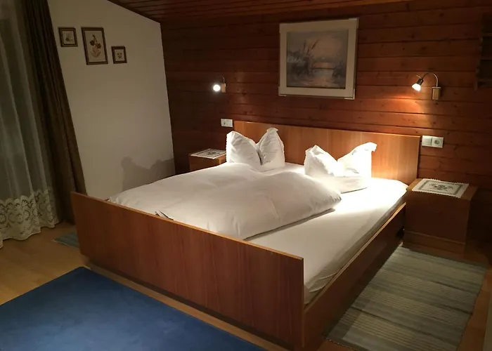 Appartments Stefania 3*